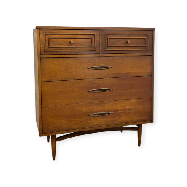 Broyhill Vintage Mid Century Modern Broyhill Sculptra Walnut Highboy Dresser. For Sale - Image 4 of 10