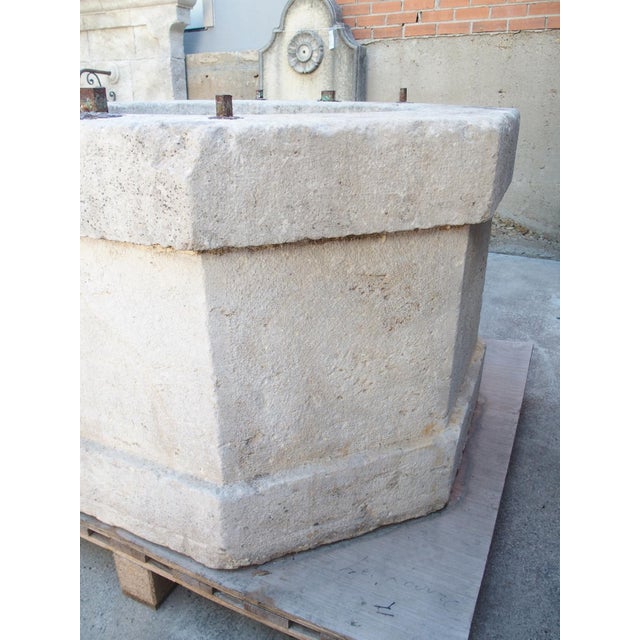 Large 19th Century French Burgundy Limestone Well Head Finished “A La Boucharde” For Sale - Image 13 of 17