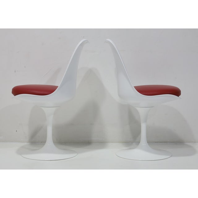 Eero Saarinen for Knoll Tulip Chairs, Set of Two For Sale In Dallas - Image 6 of 8