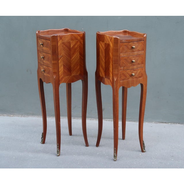 1930s Very Elegant Set of Two Narrow Rosewood French Louis XV Style Side Tables Nightstands. For Sale - Image 12 of 18