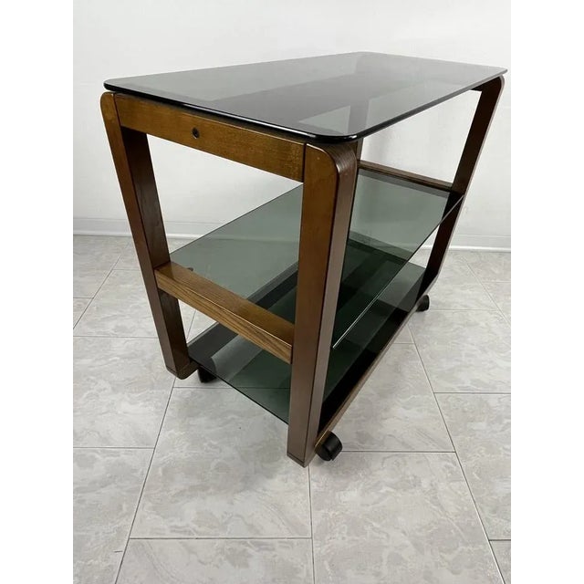 Cart in Wood and Glass Smoke with Wheels, Italy, 1980s For Sale - Image 6 of 10