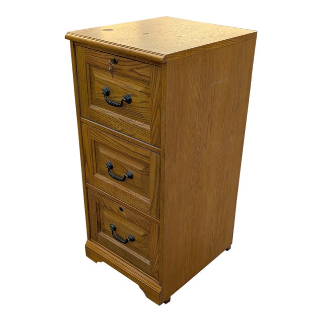 Vintage Winners Only 3 Drawer Light Brown Oak File Cabinet / With Lock and Key For Sale