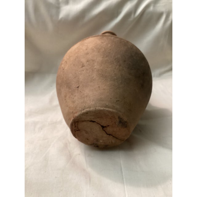 Rustic Vintage Terra-Cotta Water Pot With Decorative Ragging 1930s For Sale - Image 3 of 4