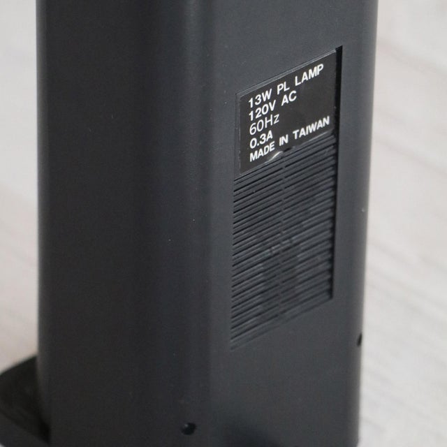 Fluorescent Vintage Foldable Desk Lamp - Memphis Postmodern For Sale - Image 4 of 5