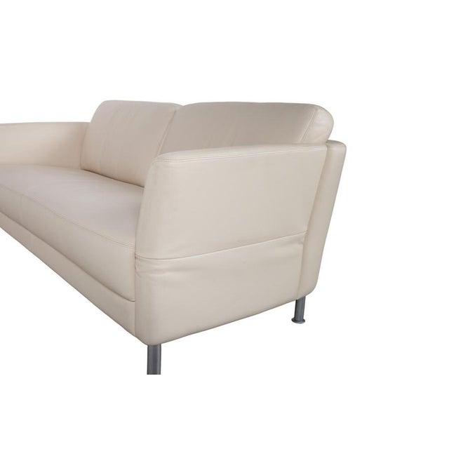 Cream Leather Nimbus Three-Seater Sofa with Manual Function from Intertime For Sale - Image 10 of 18