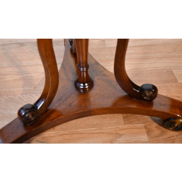 1920s English Regency Mahogany Banded Walnut Pair of Side Tables / End Tables For Sale - Image 10 of 16