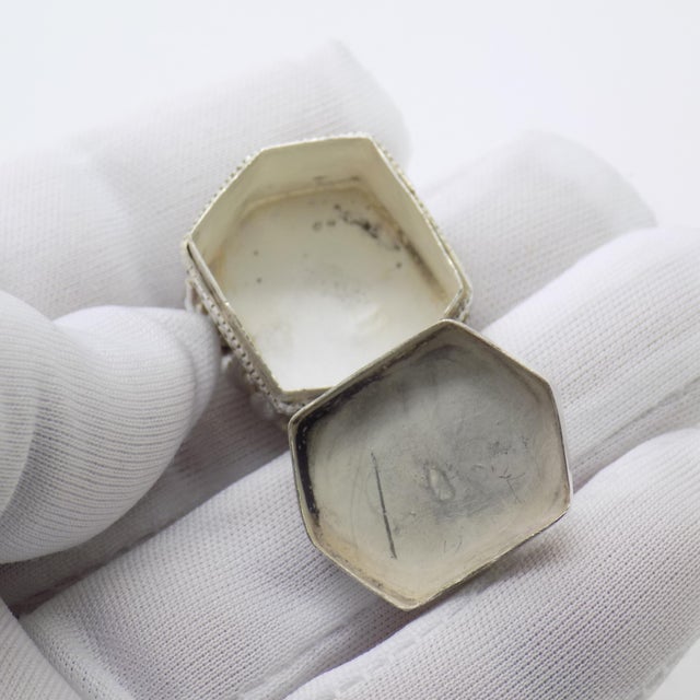 Silver Vintage Italian Handmade Genuine Sterling Silver 925 & Red Stone Hexagon Pill Snuff Trinket Box For Sale - Image 8 of 10