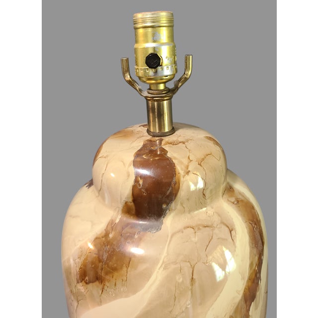 Mid-Century Modern Vintage Mid-Century Modern Marbleized Ceramic Pottery Earth Tone Table Lamp For Sale - Image 3 of 12