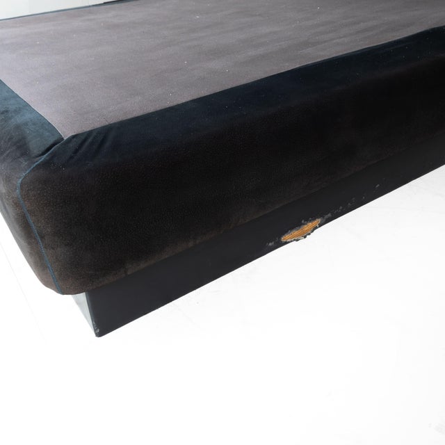 1970s Bed in Inox and Suede, 1970 For Sale - Image 5 of 15