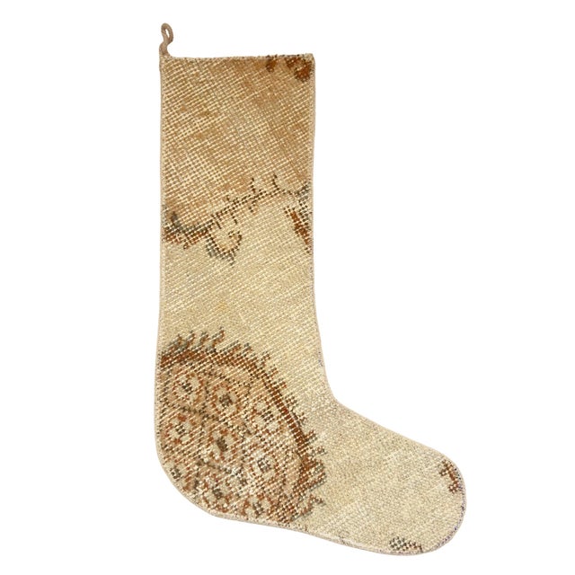 Faded Vintage Wool Kilim Christmas Stocking, Ivory & Rust Accents, 12.2 X 17.7 in – One of a Kind Turkish Decor For Sale - Image 4 of 6
