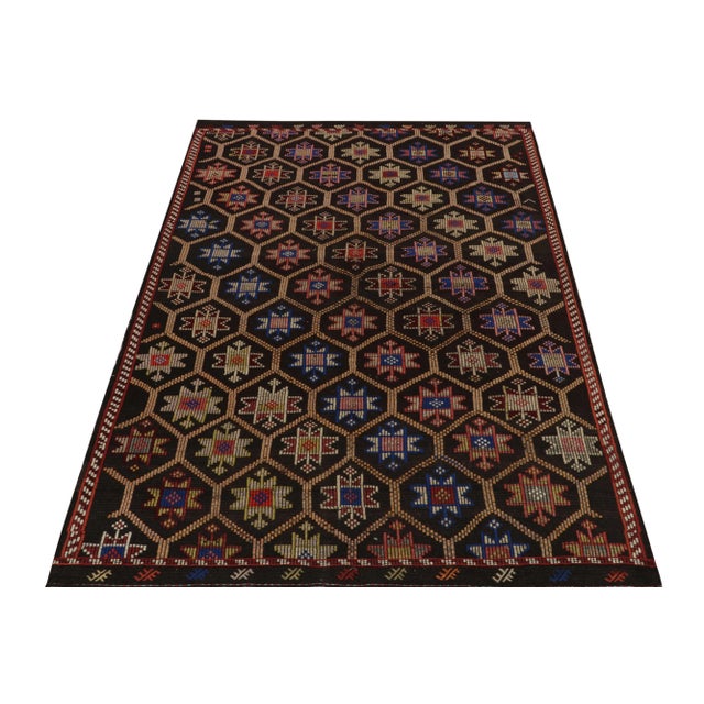 Celebrating rich Kurdish styles, a vintage Cecim kilim entering our flat weave collection. This particular 6x10 rug from...