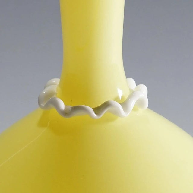 Mid-Century Modern Vittorio Zecchin for Venini Soffiato Vase in Yellow and Lattimo Glass Ca. 1950s For Sale - Image 3 of 8