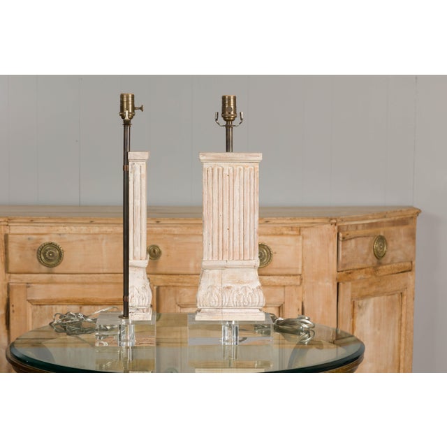 Mid-Century Modern Mid 20th Century Mid Century Modern Italian Carved Pine Pilaster Table Lamps on Lucite Bases - a Pair For Sale - Image 3 of 12
