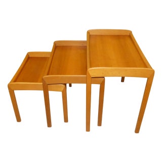 Vintage Nesting Table, Set of 3 For Sale