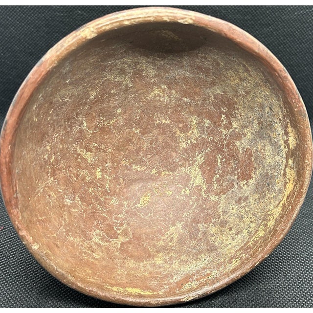 Red Antique Pre-Columbian Nariño Polychrome Pottery Compotera (800–1200 a.d.) For Sale - Image 8 of 15