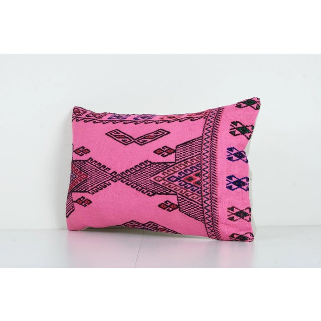 Mid-Century Modern Pink Kilim Rug Lumbar Pillow Cover For Sale - Image 3 of 4