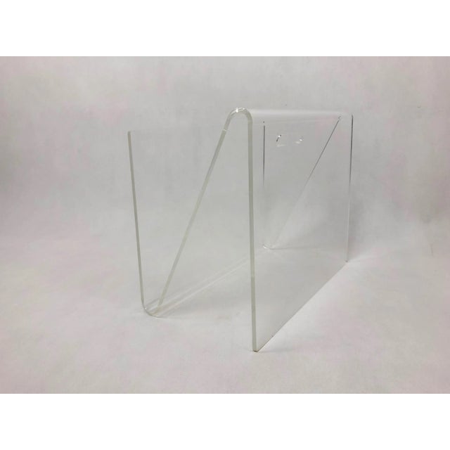 1970s Acrylic Glass Magazine Rack, 1970s For Sale - Image 5 of 7
