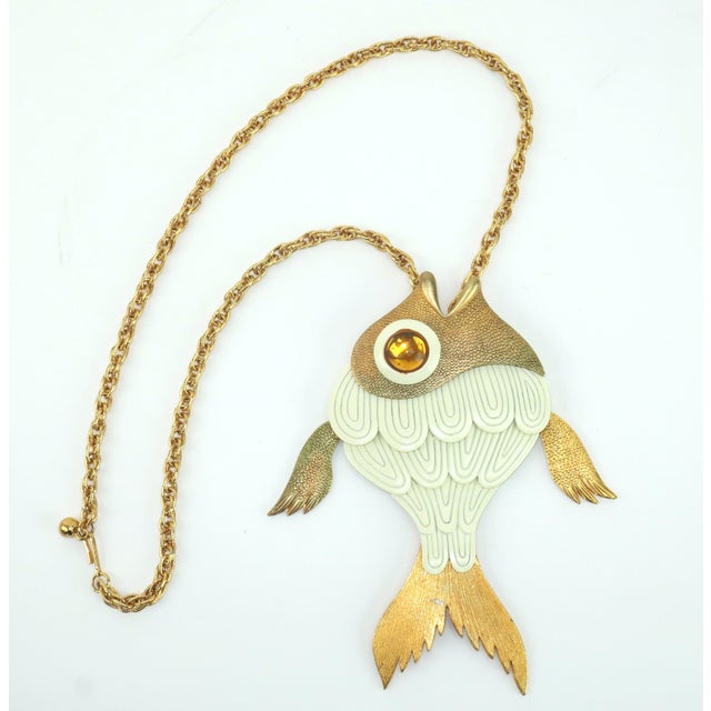 1960's Articulated Fish Pendant Rope Chain Necklace For Sale - Image 4 of 10