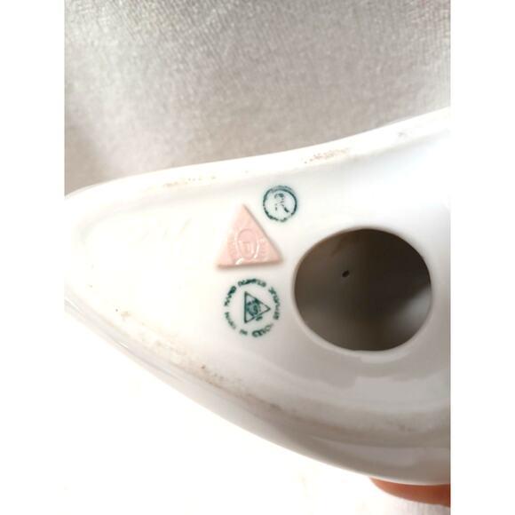 Royal Dux Czeckoslovakian Nude Woman Figurine 7" White Porcelain MCM Art Deco For Sale - Image 15 of 18