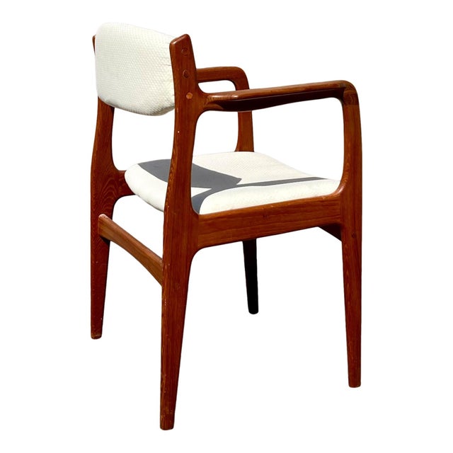 Mid-Century Modern Vintage Scandinavian Modern Teak Dining Chairs - Set of 8 For Sale - Image 3 of 10