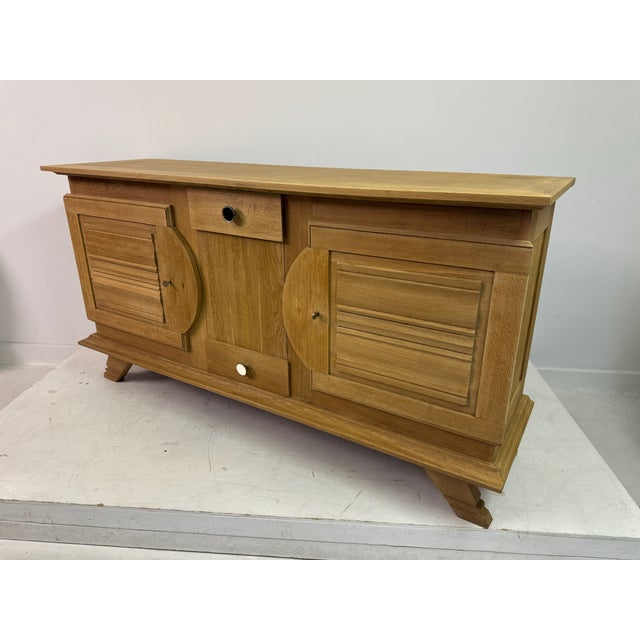 1940s French Art Deco Brutalist Sideboard in Oak, 1940s For Sale - Image 5 of 16