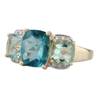 Mid 20th Century 4.92ctw Fluorite 3-Stone Ring 14k Yellow Gold Diamond Accents Size 9.25 For Sale