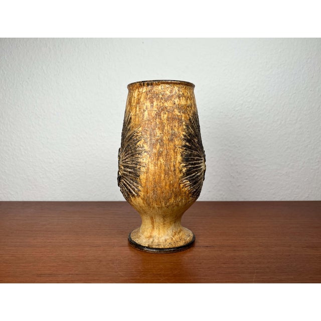 Mid-Century Modern Danish Studio Pottery Vase by Jette Hellerøe, 1960s For Sale - Image 6 of 17