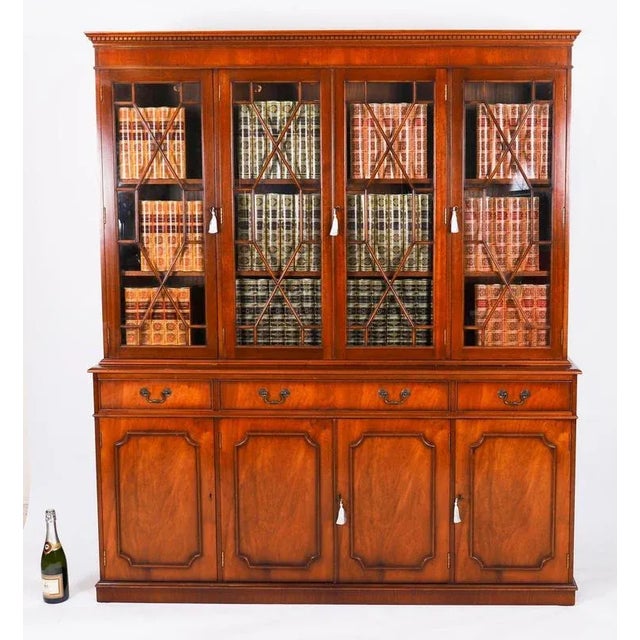 Vintage Georgian Revival Four-Door Bookcase in Flame Mahogany For Sale - Image 17 of 18
