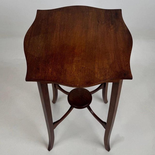 Brown Early 20th Century Antique English Edwardian Mahogany Side Table For Sale - Image 8 of 9
