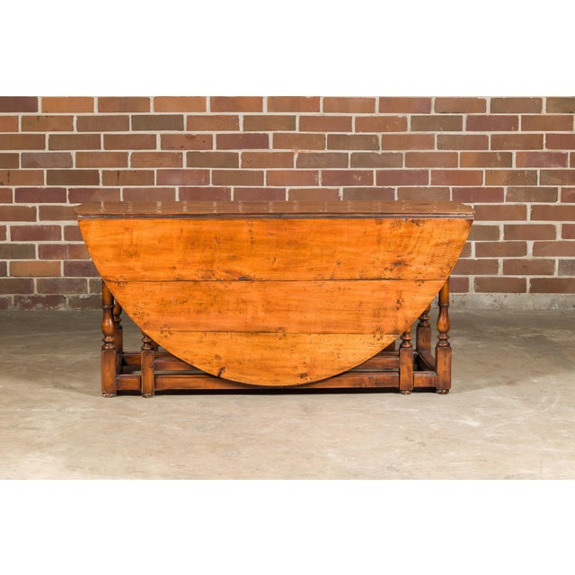 19th Century English 19th Century Pine Drop-Leaf Table with Oval Top and Turned Legs For Sale - Image 5 of 12