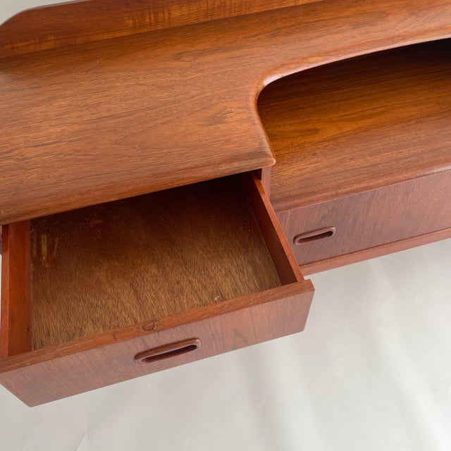 Mid-Century Modern Slimline Sideboard / Dressing Table in Teak Veneer For Sale - Image 11 of 17