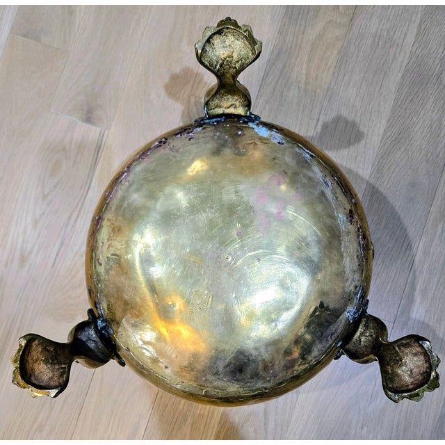 Antique Hand-Made English Brass Lion Handle Footed Cachepot Planter/Cauldron For Sale - Image 12 of 13