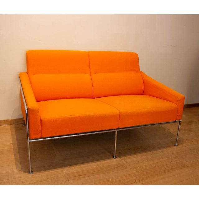 Airport 3300 Sofa by Arne Jacobsen for Fritz Hansen, 1992 For Sale - Image 9 of 17