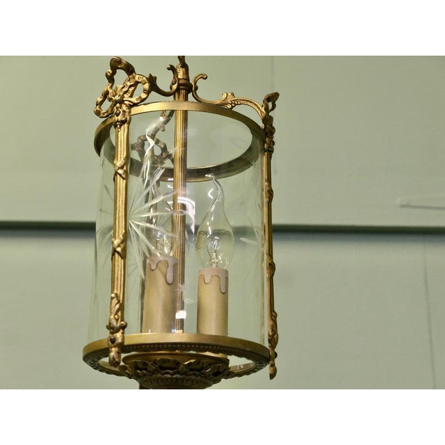 Metal Art Deco Brass and Star Etched Glass Pendant Lantern, 1920 For Sale - Image 7 of 8