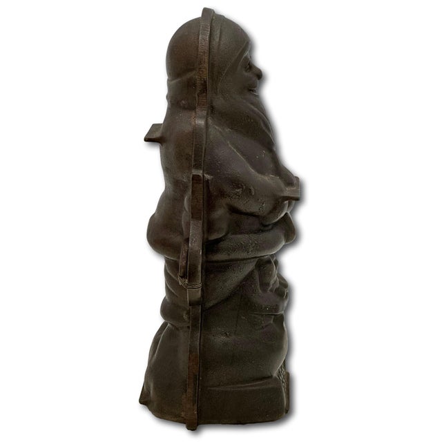 Rare Vintage Authentic Griswold #897 Cast Iron Santa Claus "Hello Kiddies" Cake Mold in Mint Condition - Never Used For Sale - Image 11 of 18