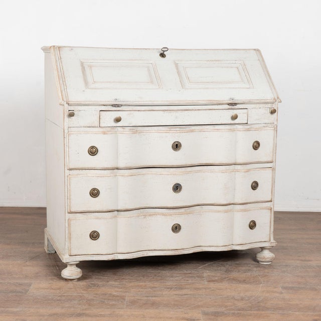 Rococo 19th Century Swedish White Rococo Secretary Bureau For Sale - Image 3 of 13