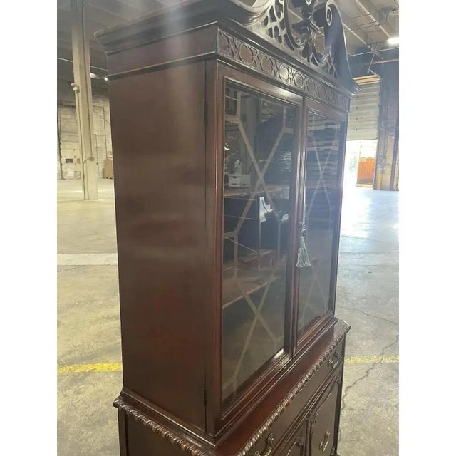 Brown Traditional China Display Cabinet by Bernhardt For Sale - Image 8 of 12