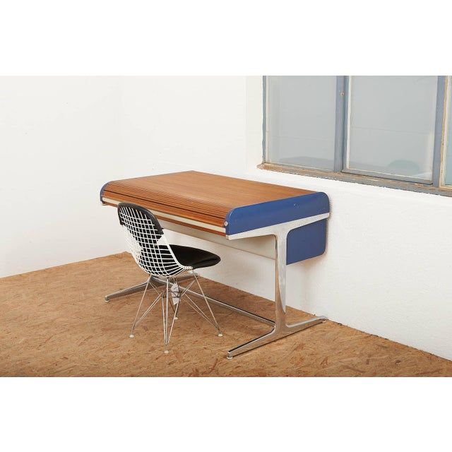 Action Office Desk in Walnut by George Nelson for Herman Miller, 1960s For Sale - Image 13 of 15