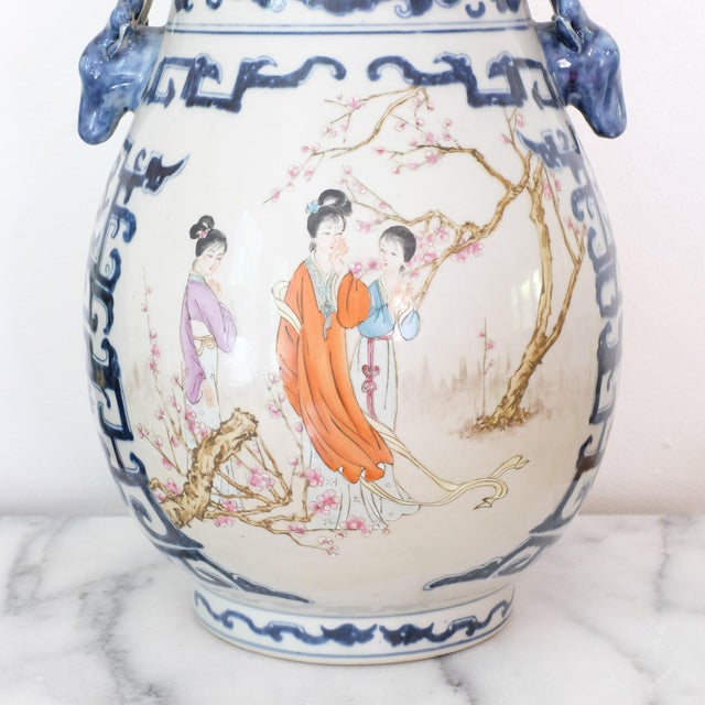 Late 19th Century Antique Chinese Export Porcelain Deer Handle Vase For Sale - Image 5 of 5