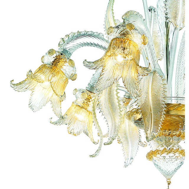 Italian Clear and Gold-Leaf Chandelier with Flowers and Leaves Murano Glass by Simoeng For Sale - Image 4 of 5