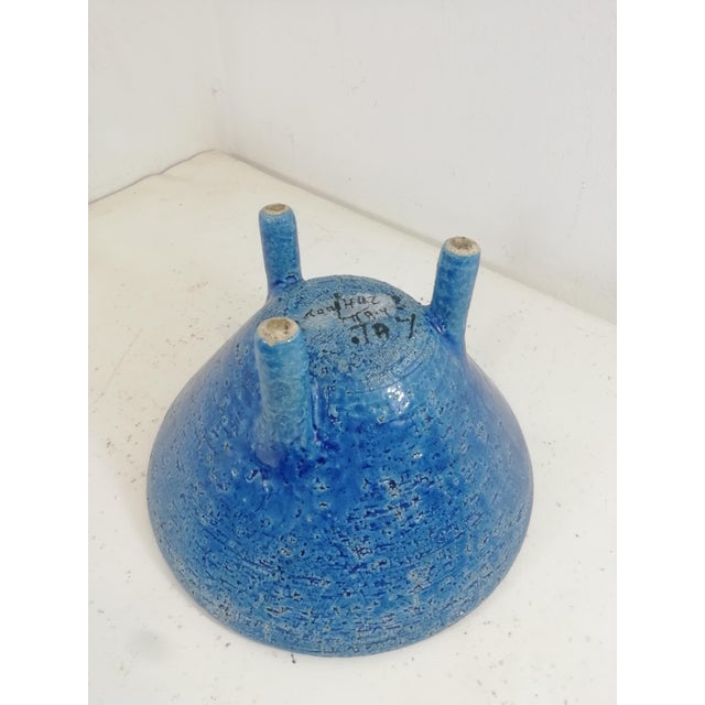 Blue Tripod Vase by Aldo Londi for Bitossi, Italy, 1960s For Sale - Image 8 of 13