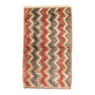 Mid Century Modern Minimalist Turkish Zig Zag Tulu Shag Rug no. j5310 For Sale