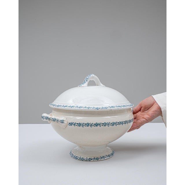 Mid 20th Century 20th Century Belgian Special Edition Porcelain Tureen With Lid For Sale - Image 5 of 18