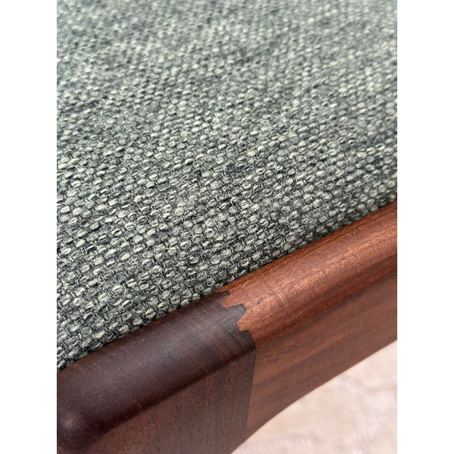 Mid-Century Modern Set of 4 Erik Buch Model 89 Dining Chairs — Danish Mid Century Modern Rosewood, Newly Reupholstered For Sale - Image 3 of 5