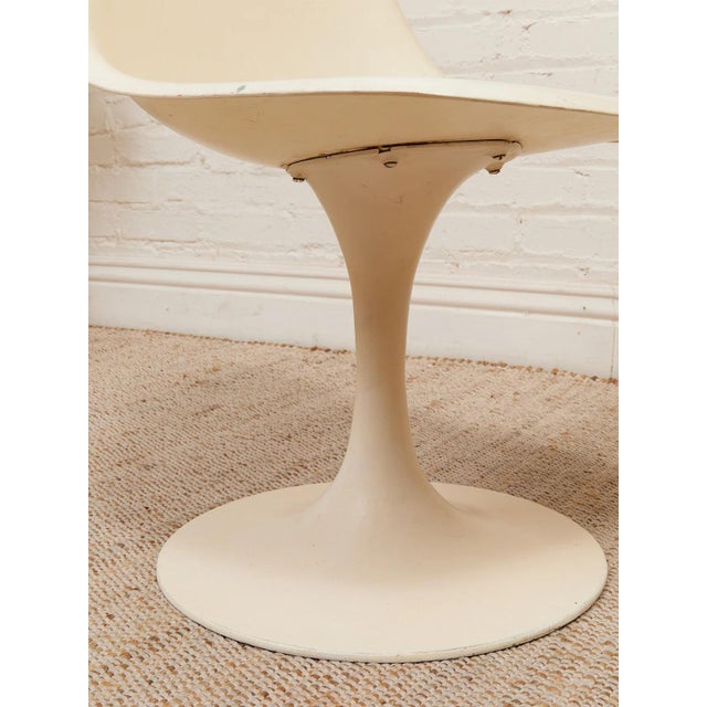 Mid 20th Century Single Tulip Chair For Sale - Image 9 of 11