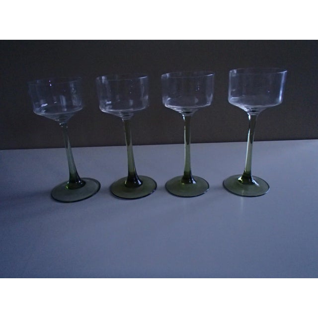 Antique White Wine Crystal Glasses, Set of 10, in Flawless conditions. Designed 1890 to 1919