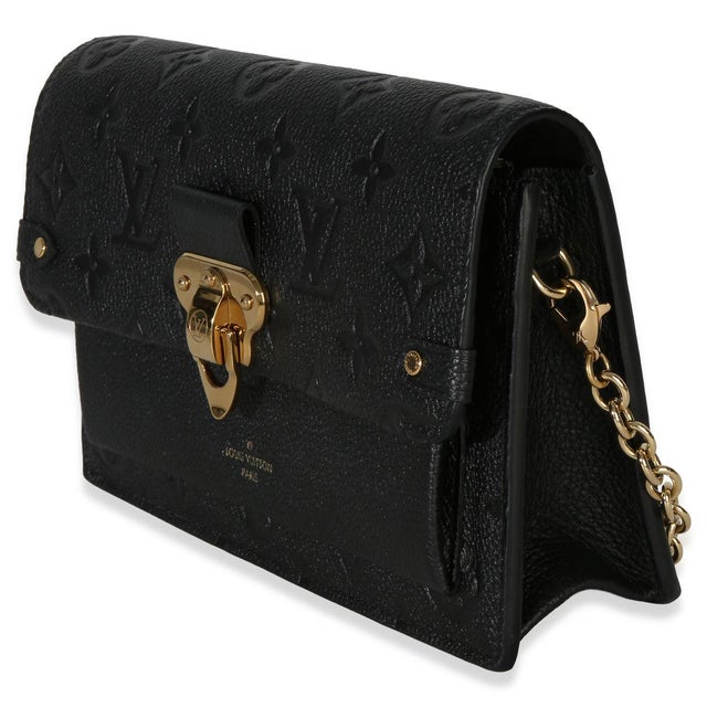Item #: 153154 Interior Material: Microfiber MSRP: 2,000 Features Interior: Two slip pockets. One zip pocket. Six card...