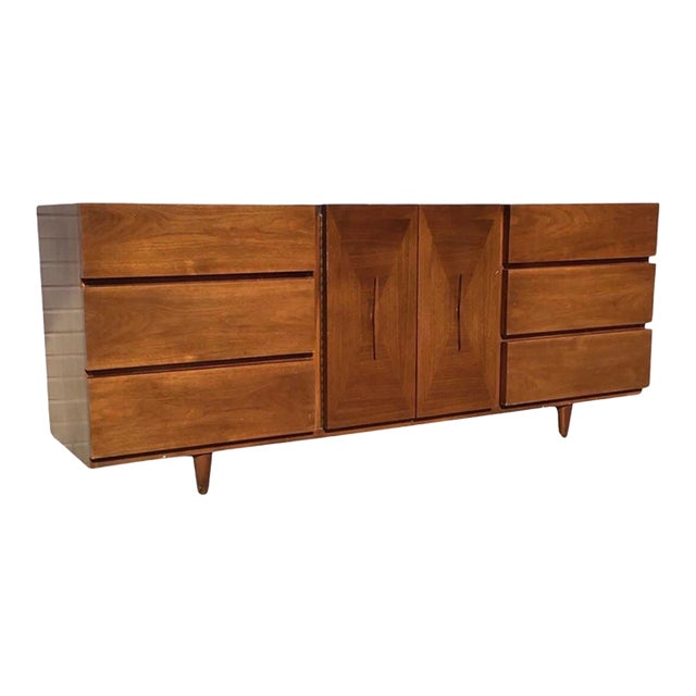 Vintage 1960 Mid-Century American of Martinsville Dresser For Sale