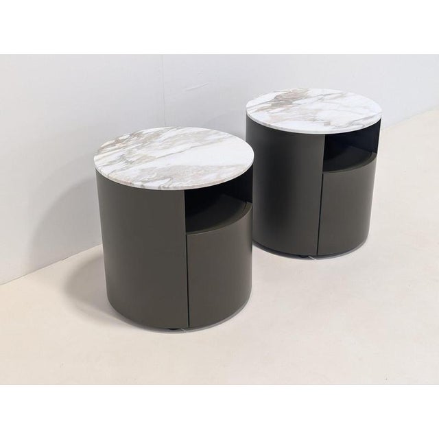 White Onda Nightstands from Poliform, Set of 2 For Sale - Image 8 of 13