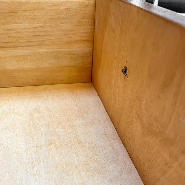 Mid-Century Chest of Drawers For Sale - Image 18 of 18